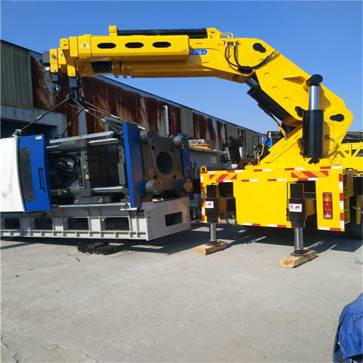 襄城优质大吨位随车吊出租服务，助您高效施工